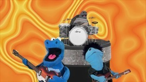 TPR-Justin-Faulknor-300x169 Justin Faulknor Drops DIY Puppet for Girl Like You Video