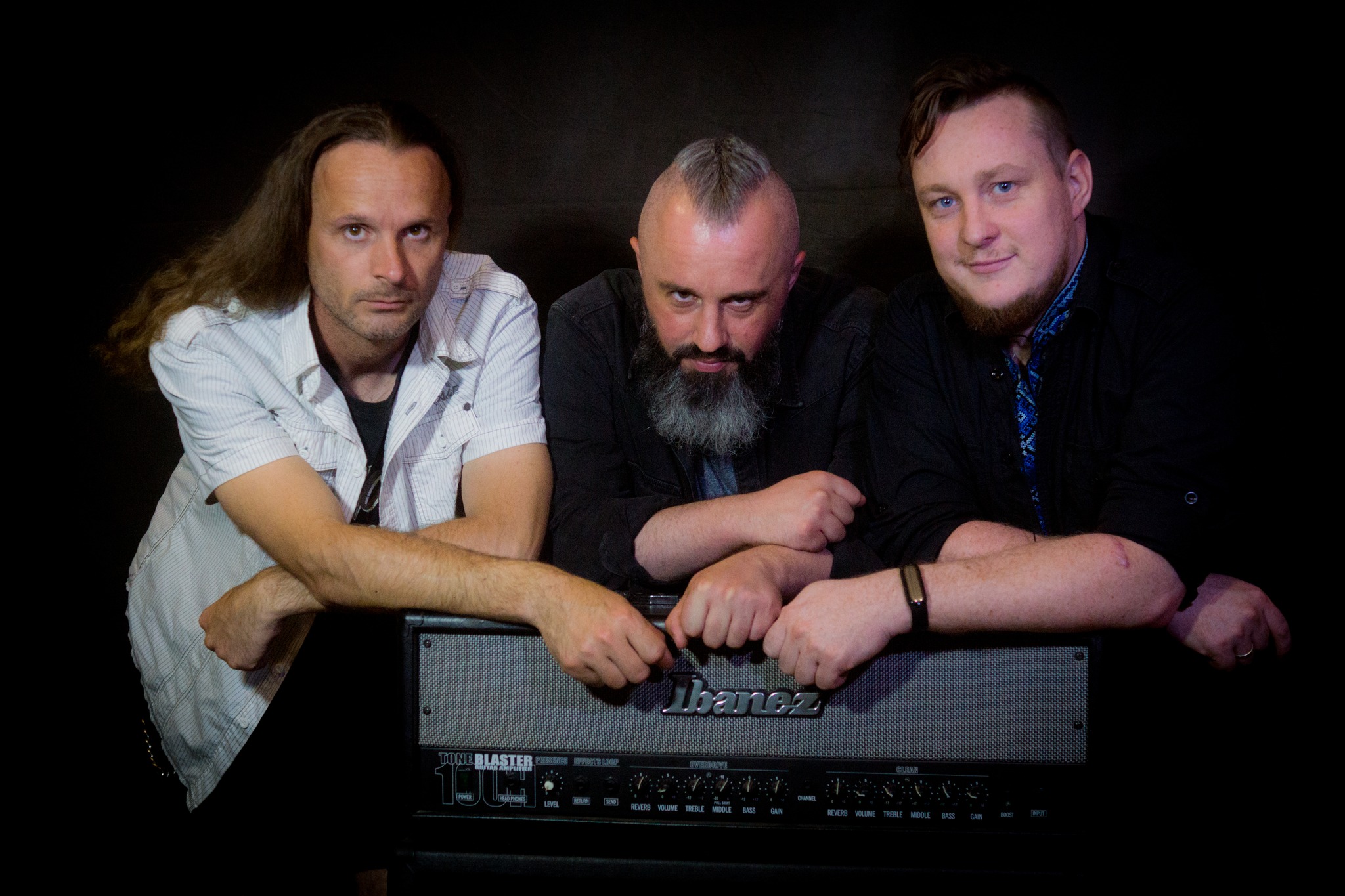 LhTNPNkeii6W-467326133_425880837229199_3946423445416932467_n Discover New Artists Who Break The Algorithm